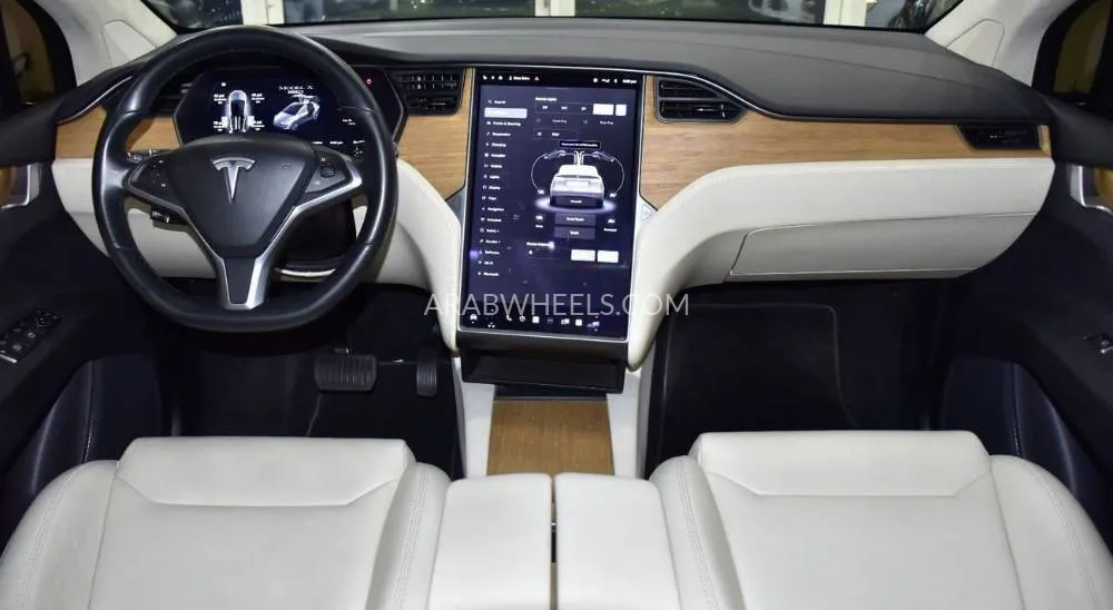 Tesla Model X 2019 for Sale in Dubai Image-12