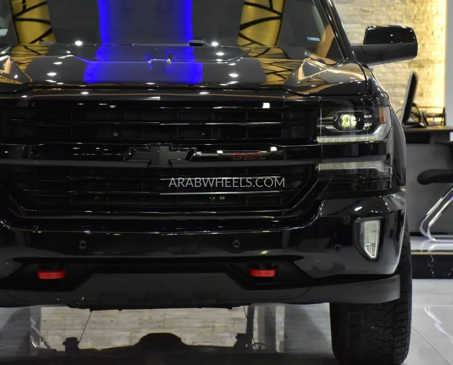Chevrolet Silverado 2017 for Sale in Dubai Image-4