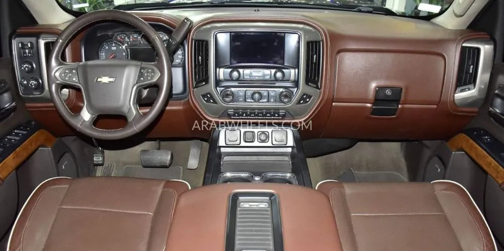 Chevrolet Silverado 2017 for Sale in Dubai Image-11