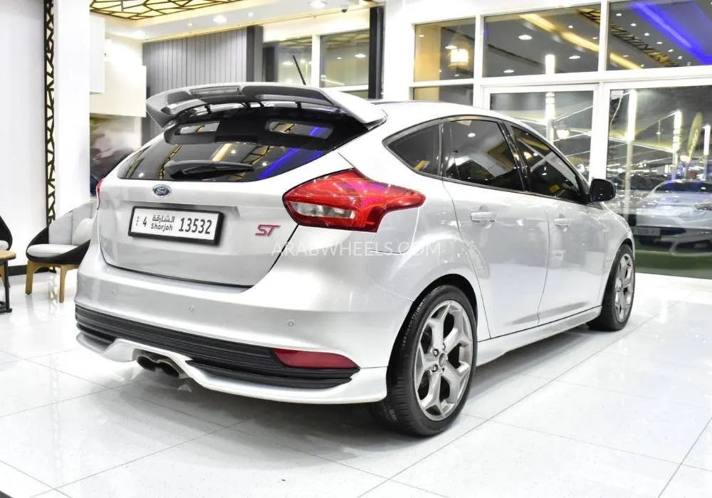 Ford Focus 2017 for Sale in Dubai Image-6