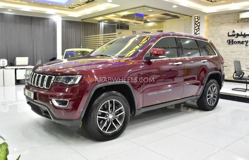 Jeep Cherokee 2017 for Sale in Dubai Image-3