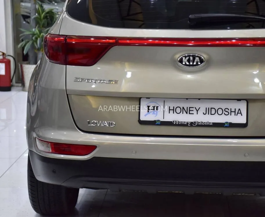 Kia Sportage 2018 for Sale in Dubai Image-8