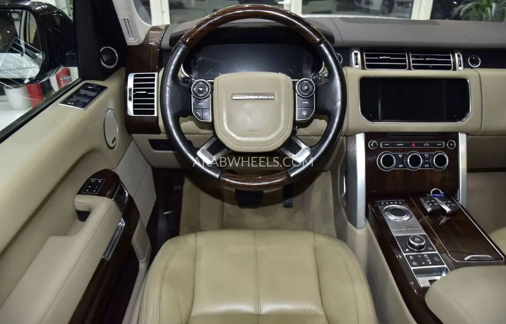 Land Rover Range Rover 2016 for Sale in Dubai Image-12