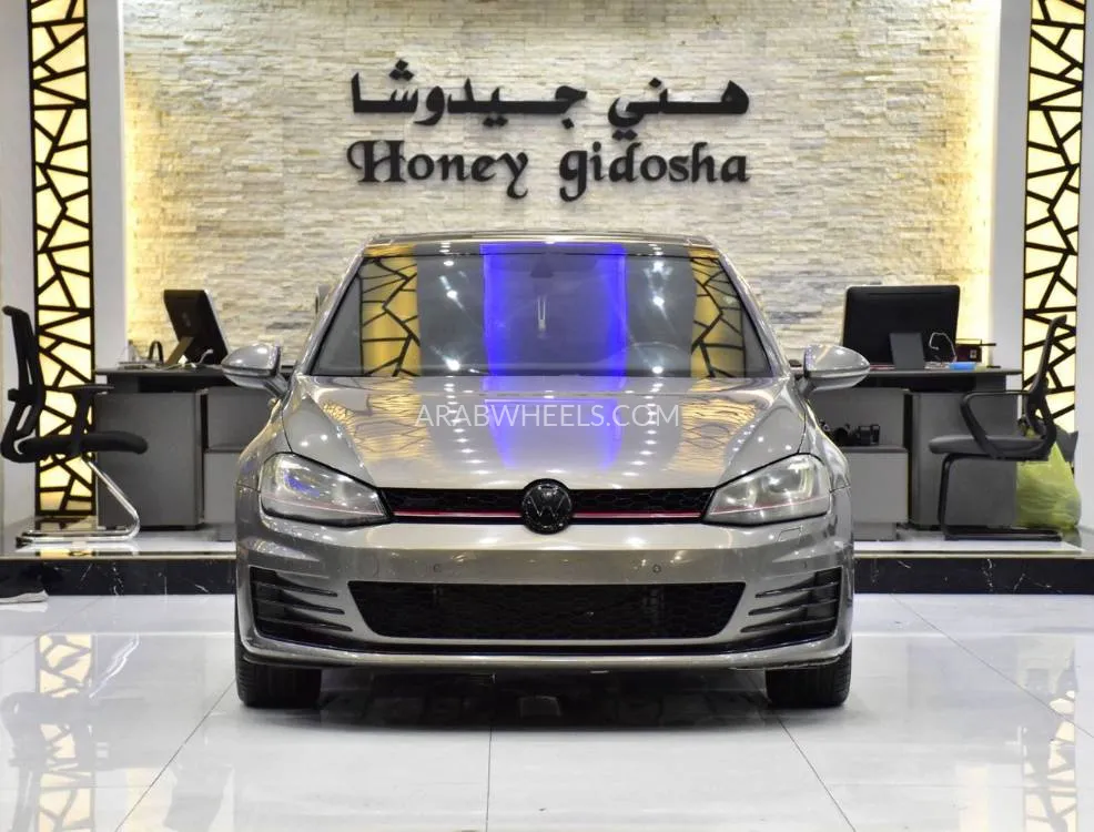 Volkswagen Golf GTI 2017 for Sale in Dubai Image-2