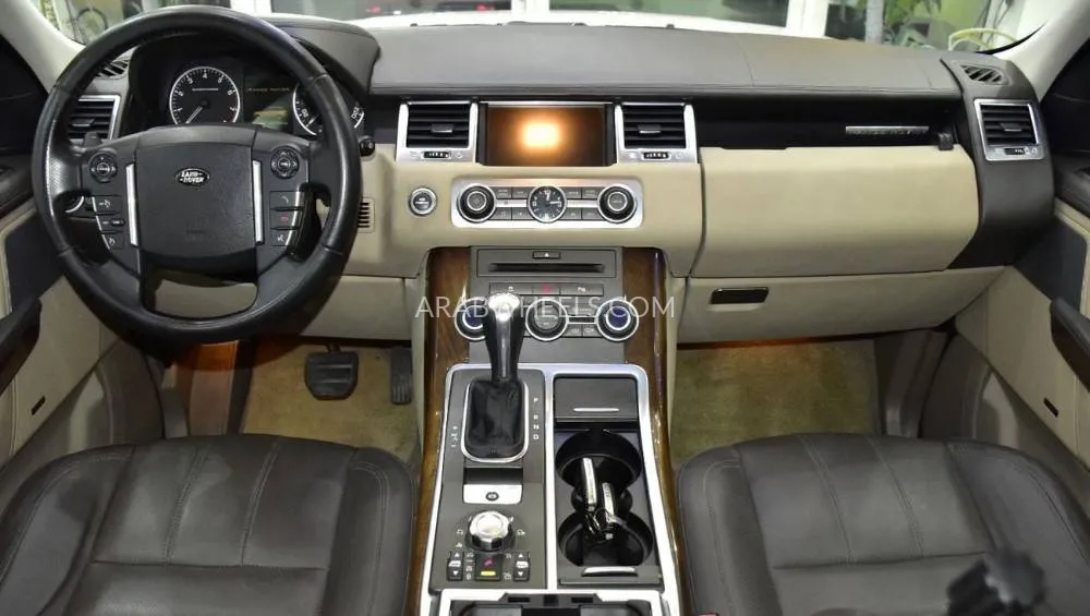 Land Rover Range Rover Sport 2010 for Sale in Dubai Image-11