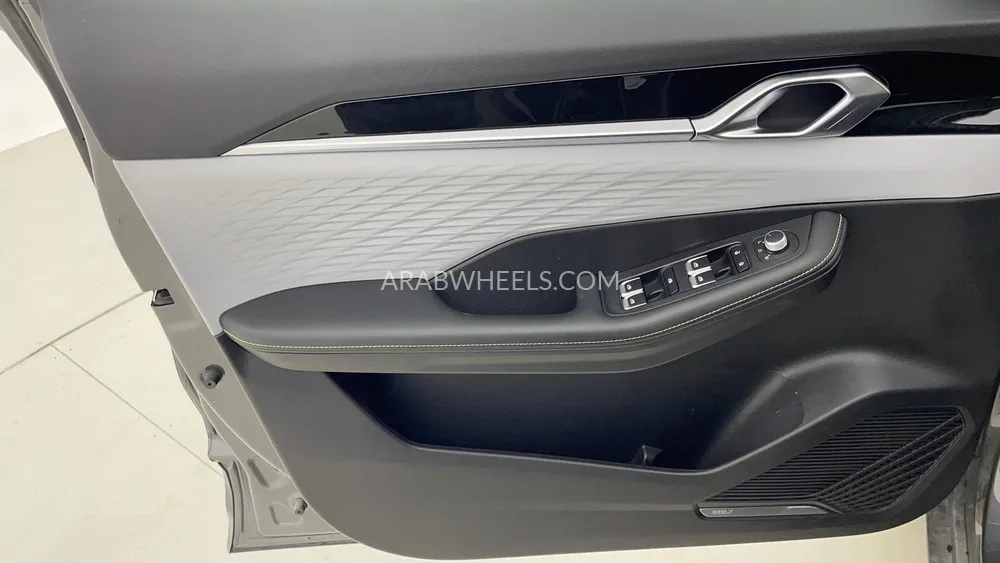 Geely Coolray 2025 for Sale in Dubai Image-19