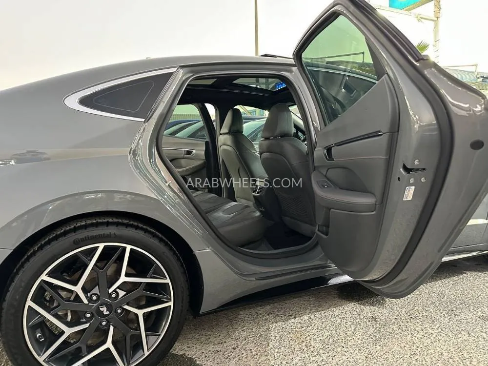 Hyundai Sonata 2021 for Sale in Ajman Image-13