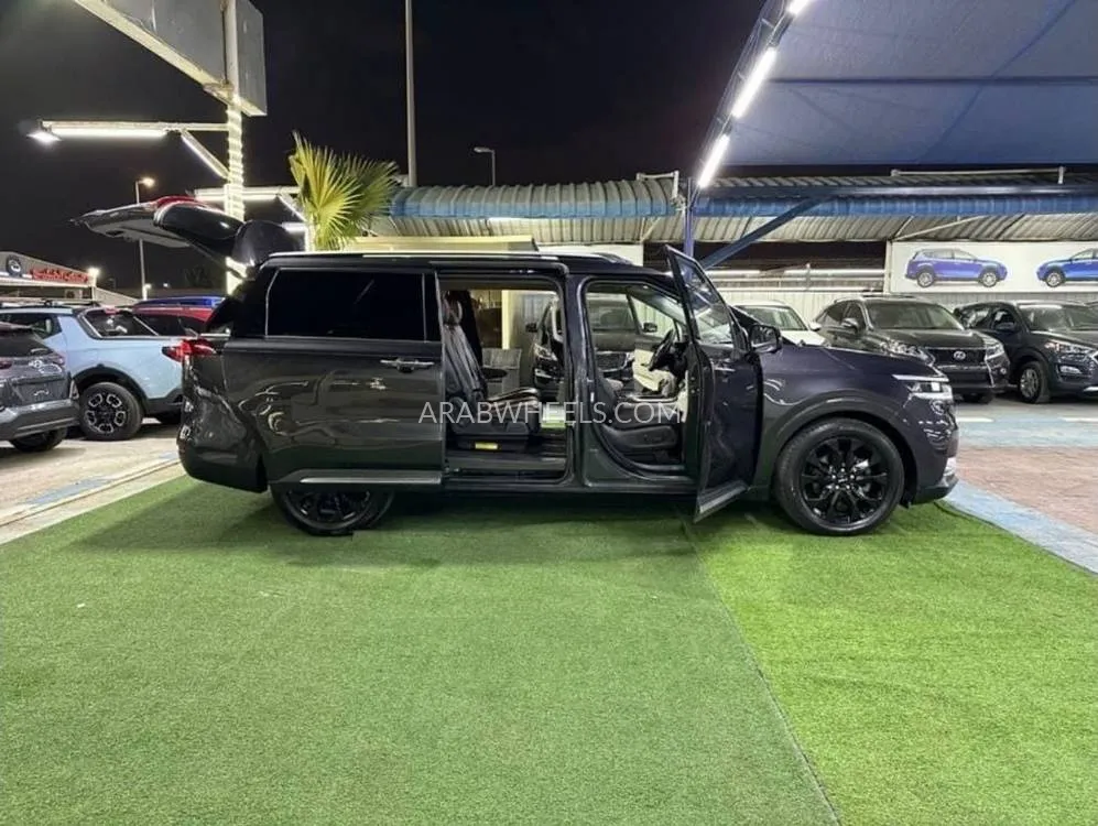 Kia Carnival 2021 for Sale in Ajman Image-19