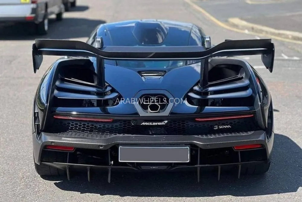 McLaren Senna 2018 for Sale in Dubai Image-8
