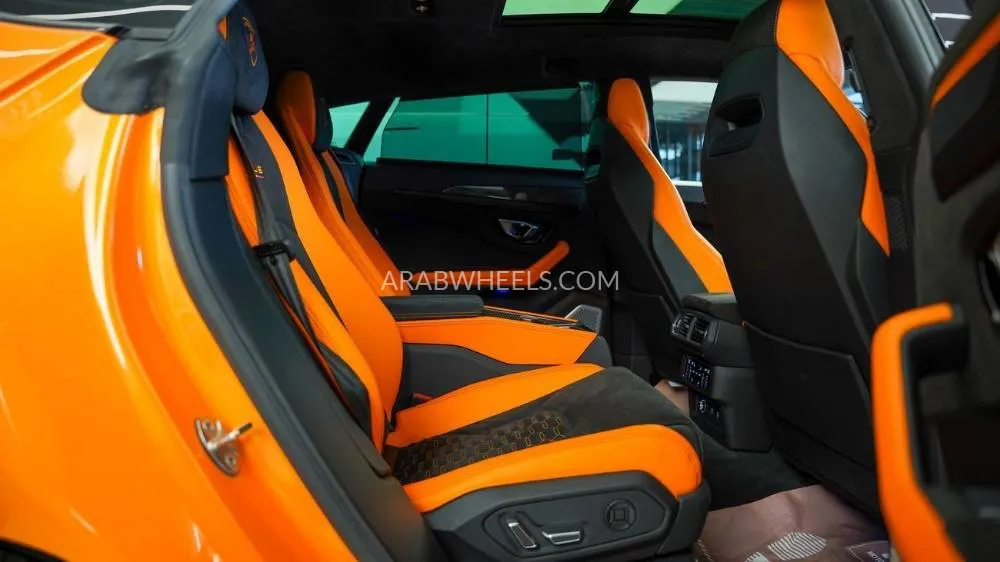 Lamborghini Urus 2022 for Sale in Dubai Image-14