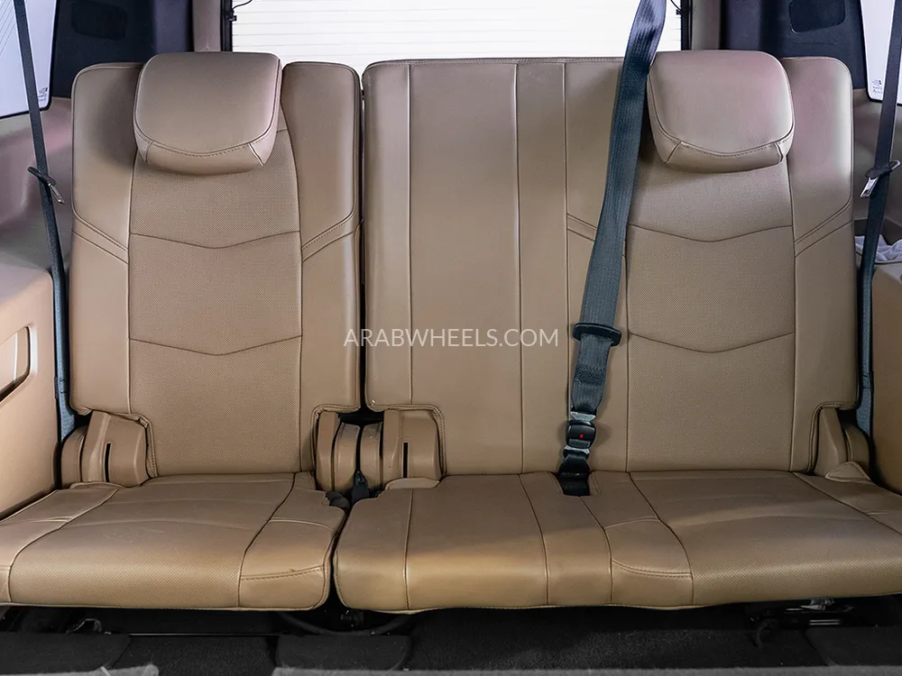 كاديلاك إسكاليد 2019 for Sale in دبي Image-14