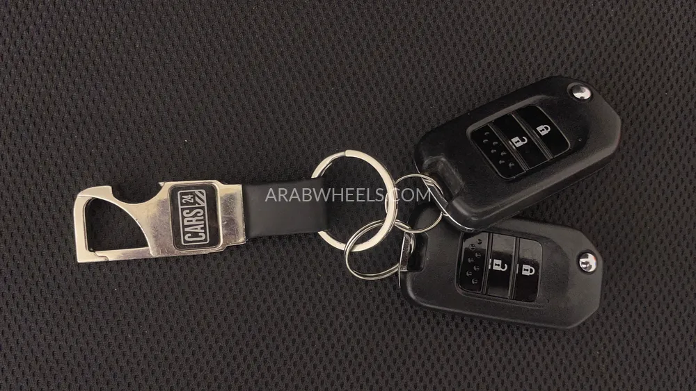 هوندا سي آر-في 2020 for Sale in دبي Image-26