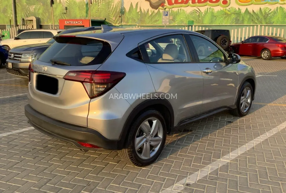 Honda HR-V 2020 for Sale in Dubai Image-10
