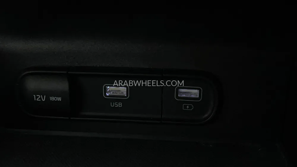 Kia K5 2023 for Sale in Dubai Image-41