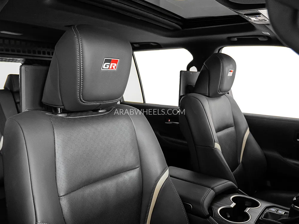 Toyota Land Cruiser 2023 for Sale in Dubai Image-14