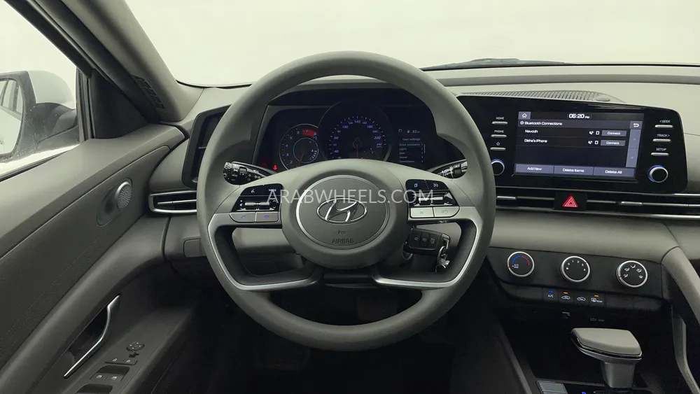 هيونداي إلنترا 2023 for Sale in دبي Image-17