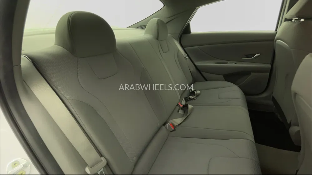 هيونداي إلنترا 2023 for Sale in دبي Image-25