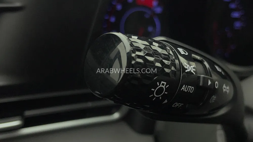 هيونداي إلنترا 2023 for Sale in دبي Image-35