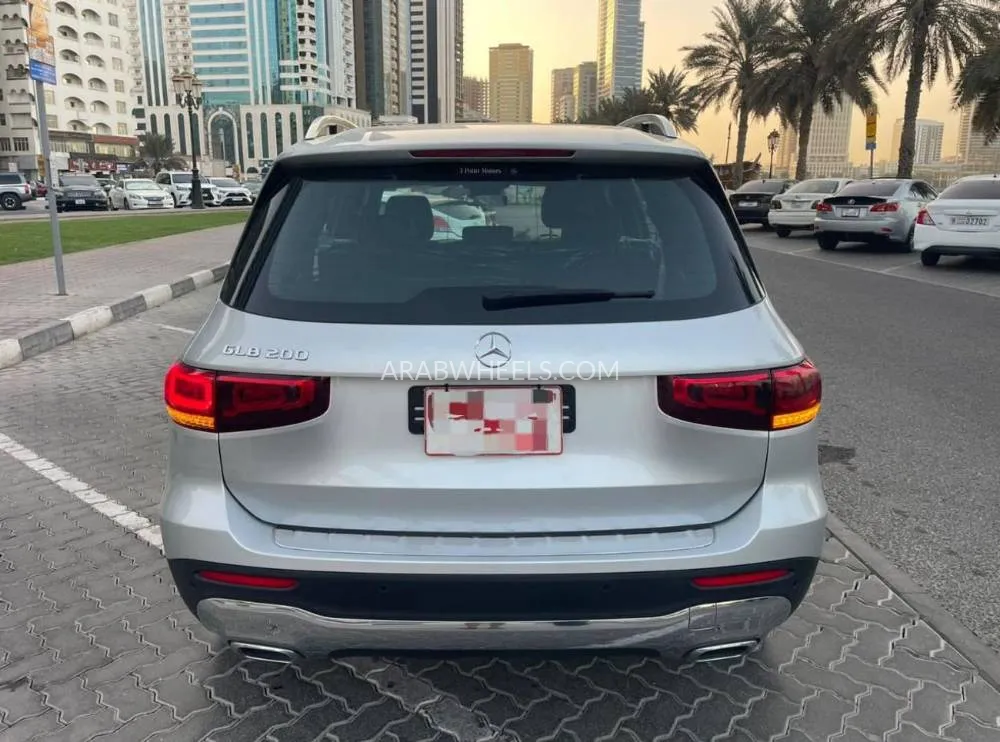 Mercedes Benz GLB 2023 for Sale in Dubai Image-6