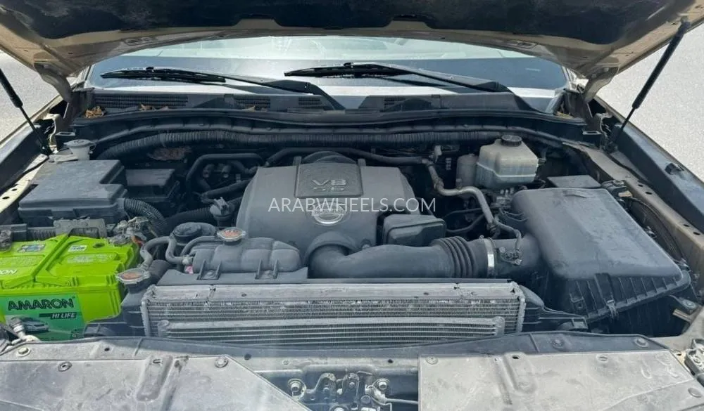 Nissan Patrol 2012 for Sale in Dubai Image-27