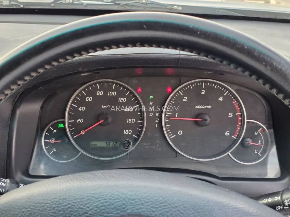 Toyota Land Cruiser Prado 2004 for Sale in Dubai Image-21