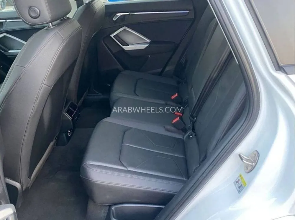 Audi Q3 2020 for Sale in Dubai Image-17