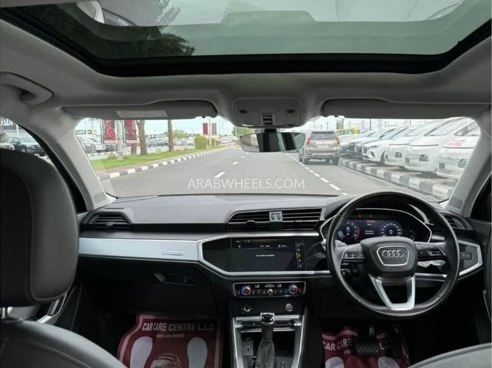 Audi Q3 2020 for Sale in Dubai Image-7