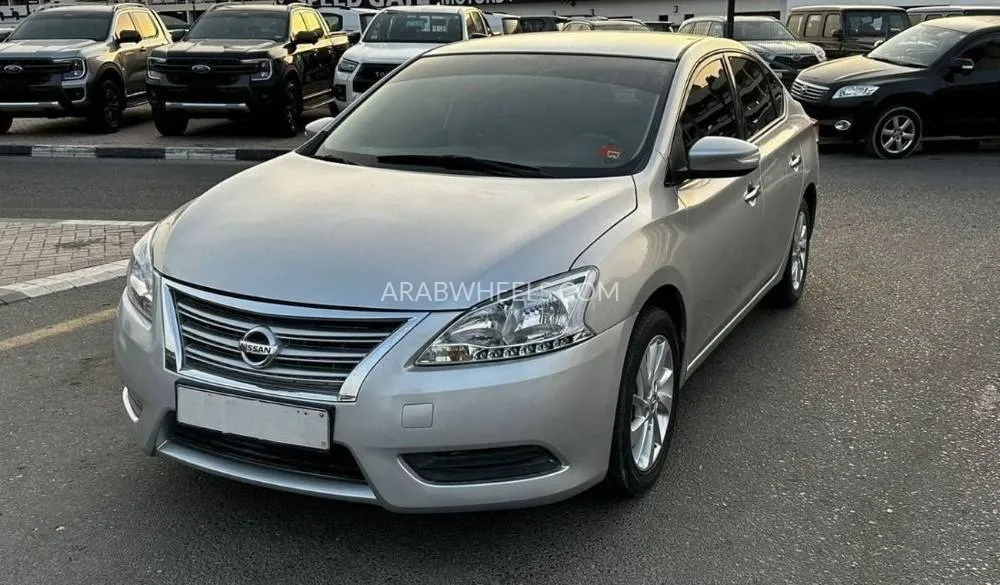 Nissan Sentra 2013 for Sale in Dubai Image-2