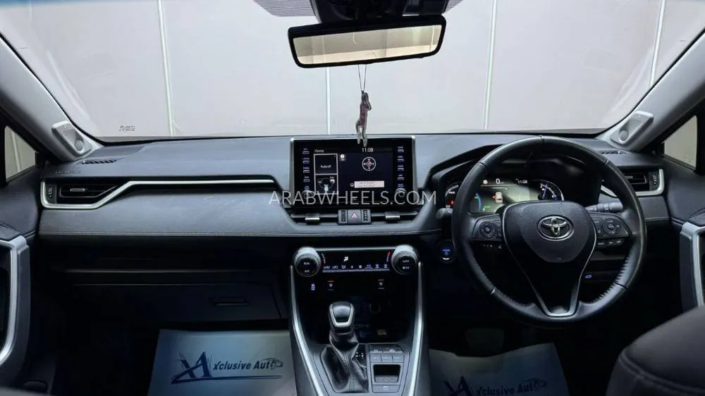 Toyota Rav4 2022 for Sale in Dubai Image-10