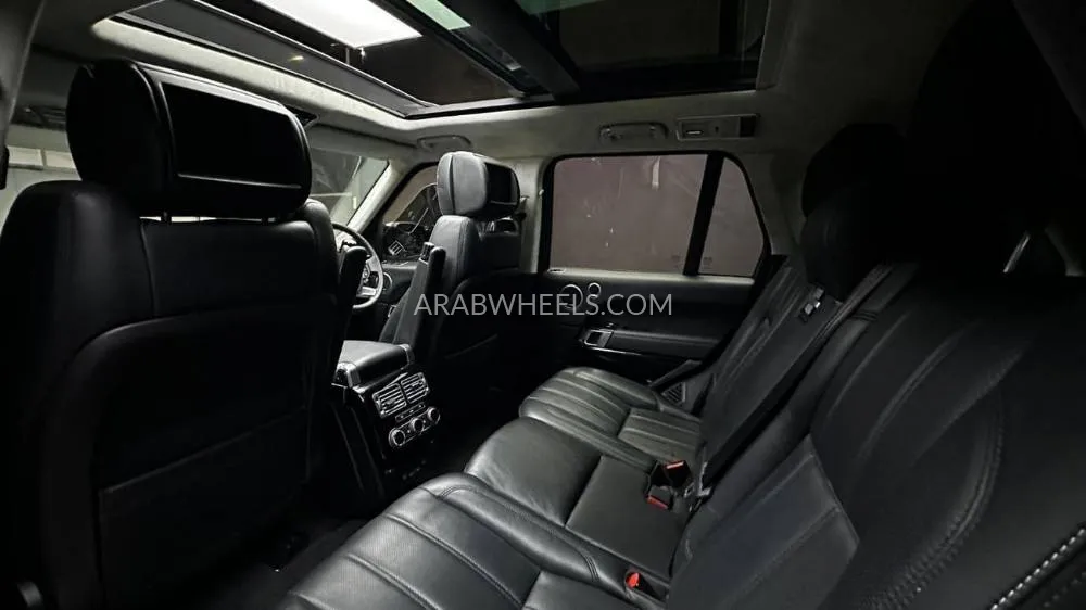 Land Rover Range Rover 2017 for Sale in Dubai Image-17