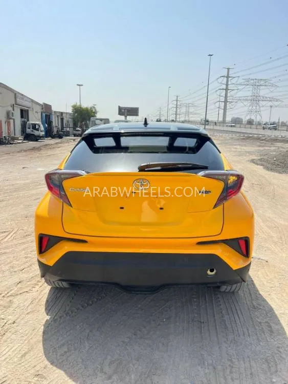 Toyota C-HR 2017 for Sale in Dubai Image-5