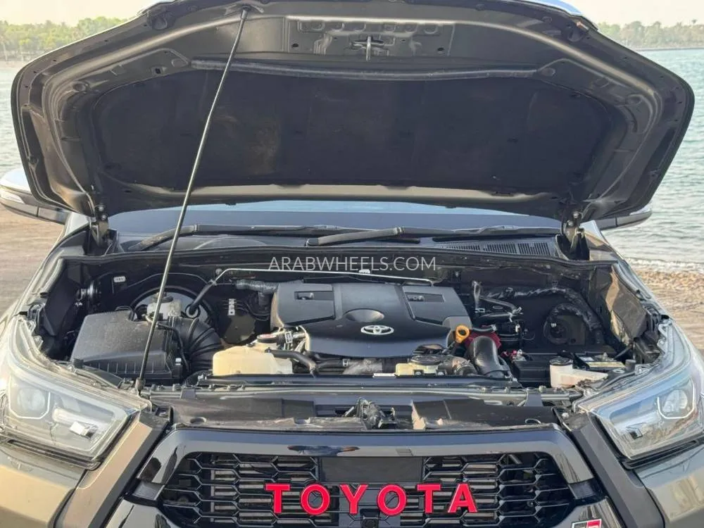 Toyota Hilux 2022 for Sale in Dubai Image-17