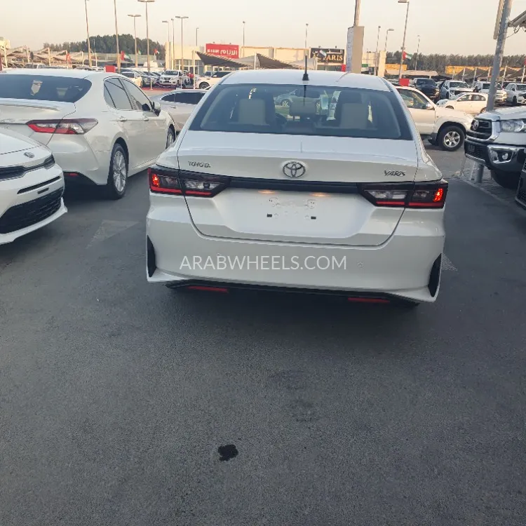 Toyota Yaris 2024 for Sale in Sharjah Image-8