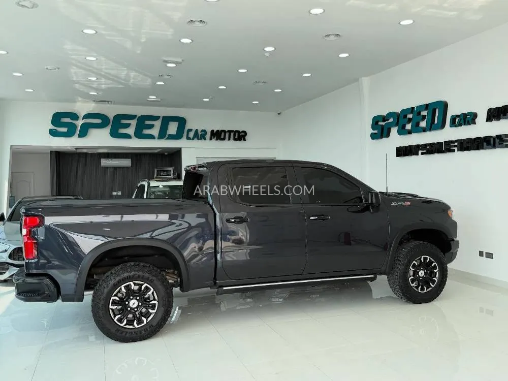 Chevrolet Silverado 2024 for Sale in Abu Dhabi Image-4