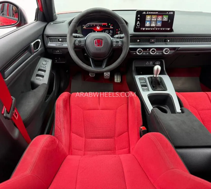 Honda Civic 2023 for Sale in Dubai Image-9