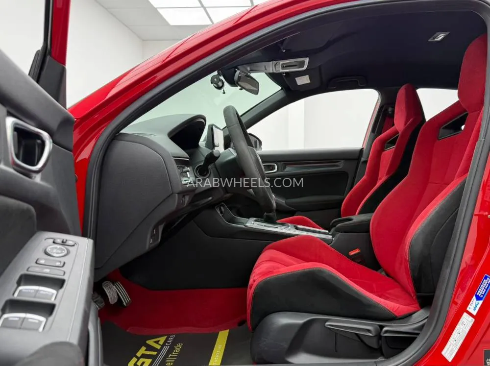 Honda Civic 2023 for Sale in Dubai Image-16