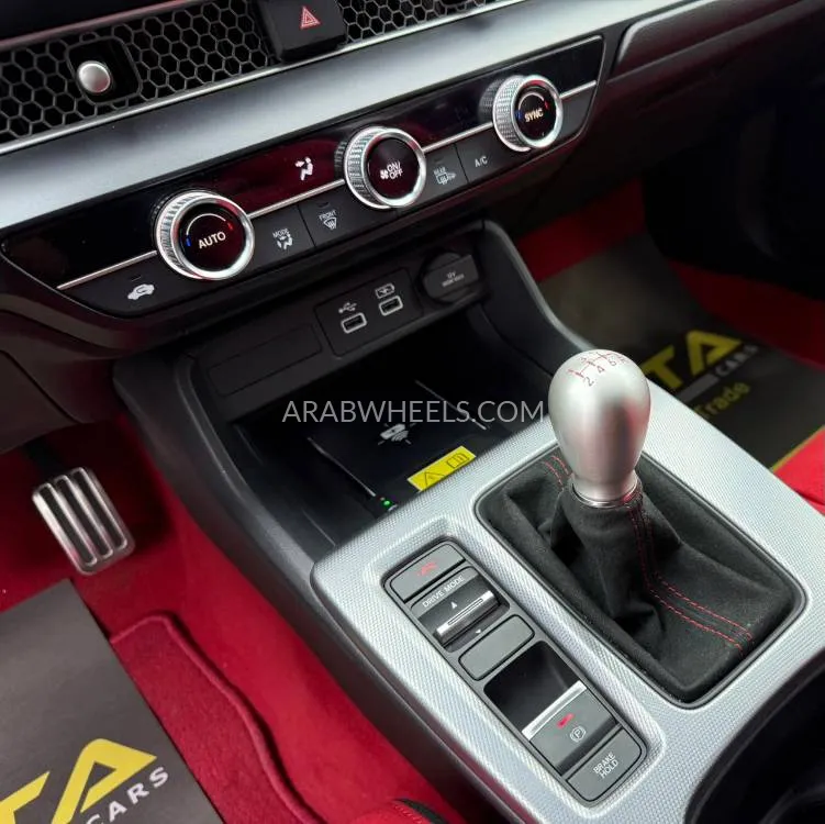 Honda Civic 2023 for Sale in Dubai Image-20