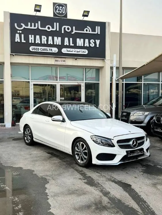 Mercedes Benz C Class 2018 for Sale in Sharjah Image-2