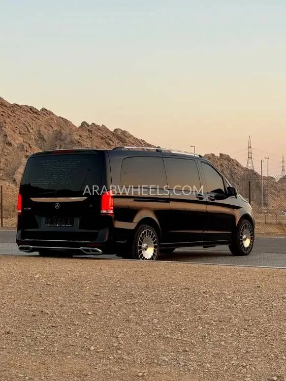 Mercedes Benz V Class 2018 for Sale in Abu Dhabi Image-6
