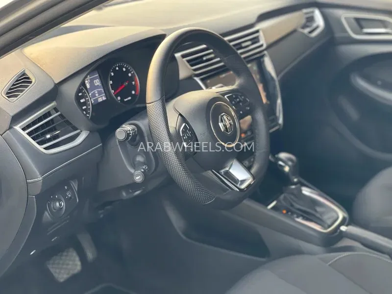 MG 1.5 AT COM 2024 for Sale in Sharjah Image-8