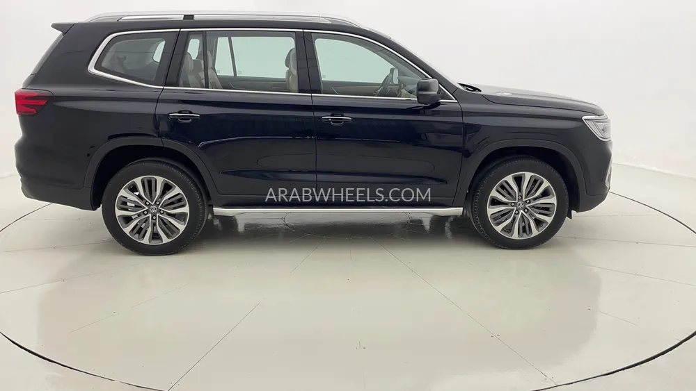 إم جي RX8 2023 for Sale in دبي Image-2