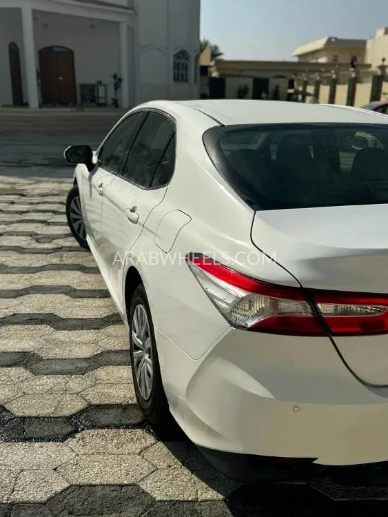 Toyota Camry 2019 for Sale in Dubai Image-4