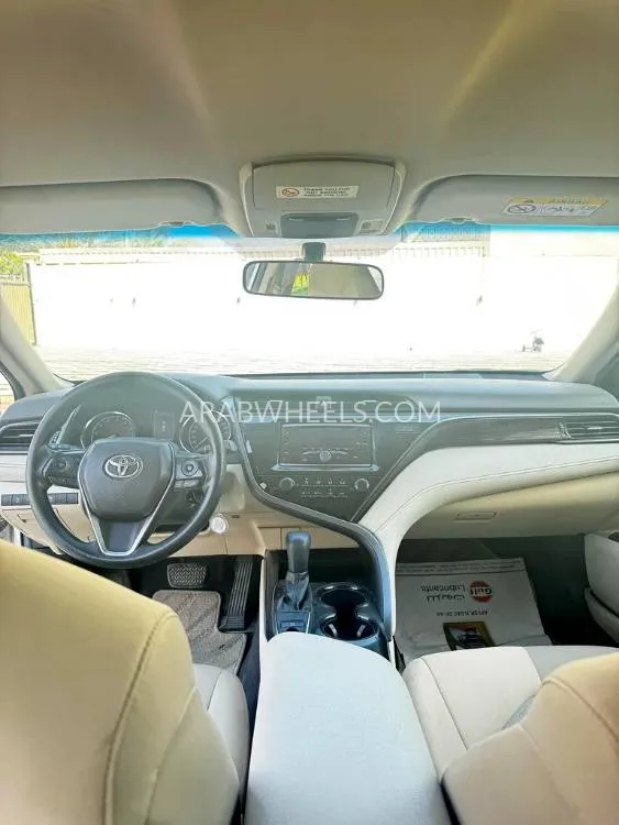 Toyota Camry 2019 for Sale in Dubai Image-9