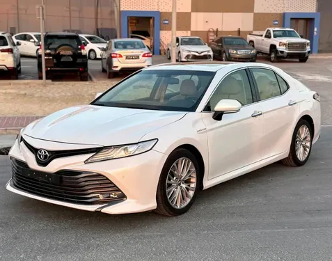 Toyota Camry 2019