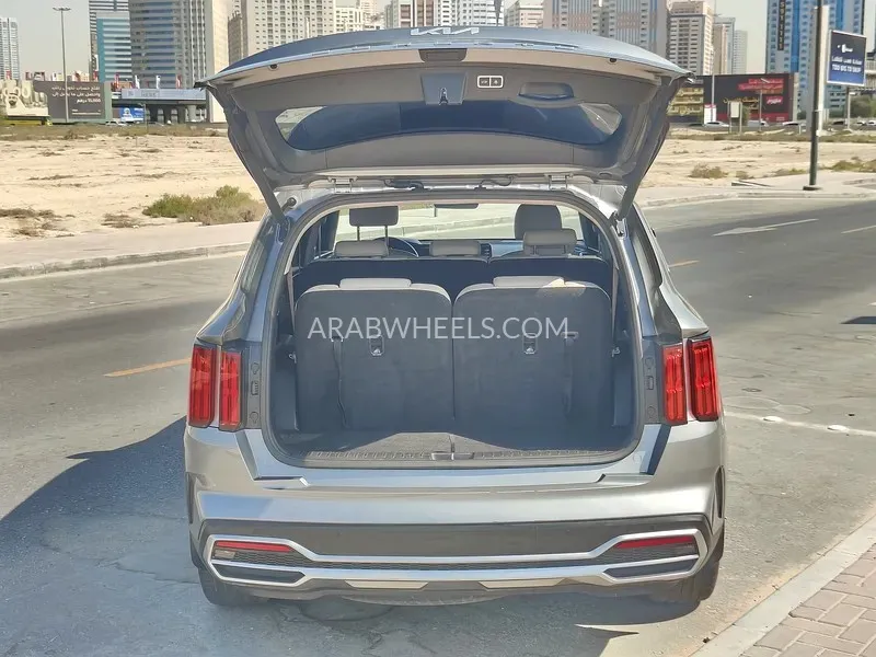 Kia Sorento 2022 for Sale in Dubai Image-7