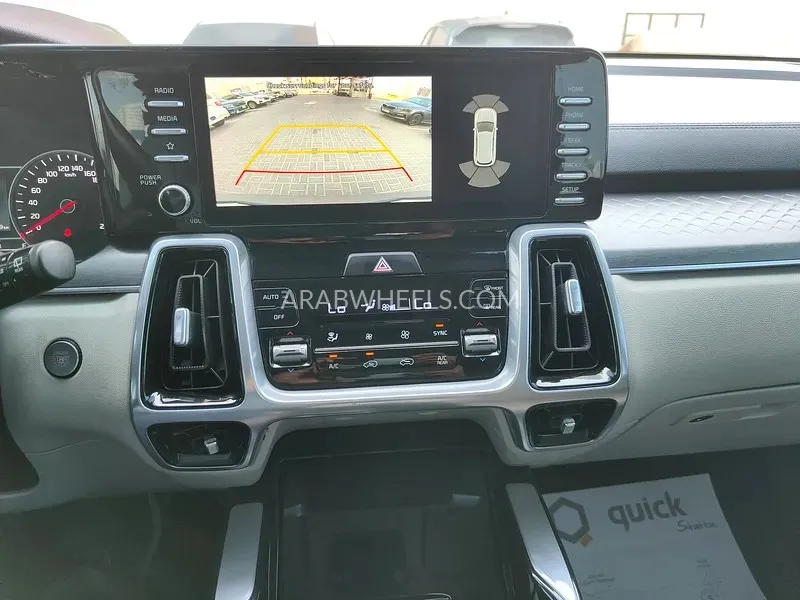 Kia Sorento 2022 for Sale in Dubai Image-13