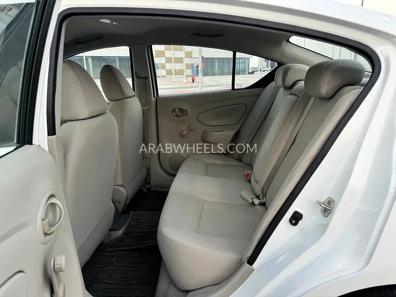 Nissan Sunny 2022 for Sale in Abu Dhabi Image-9