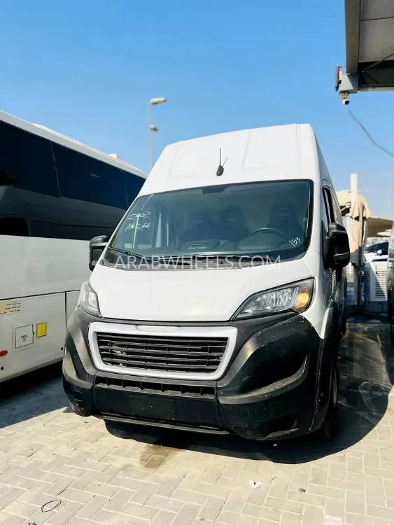 Peugeot Boxer 2021 for Sale in Sharjah Image-2