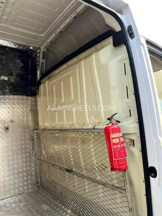 Peugeot Boxer 2021 for Sale in Sharjah Image-8
