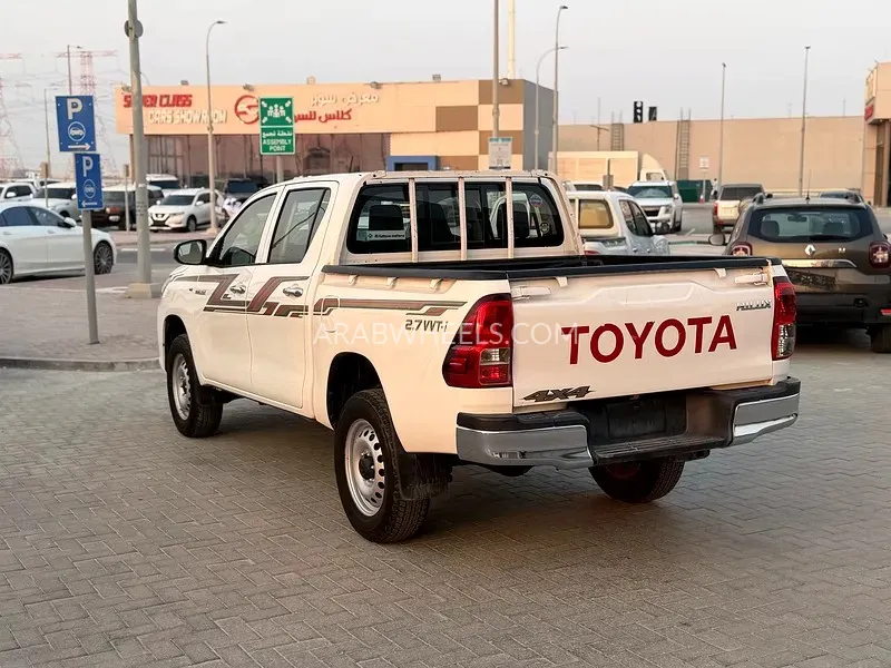Toyota Hilux 2020 for Sale in Abu Dhabi Image-6